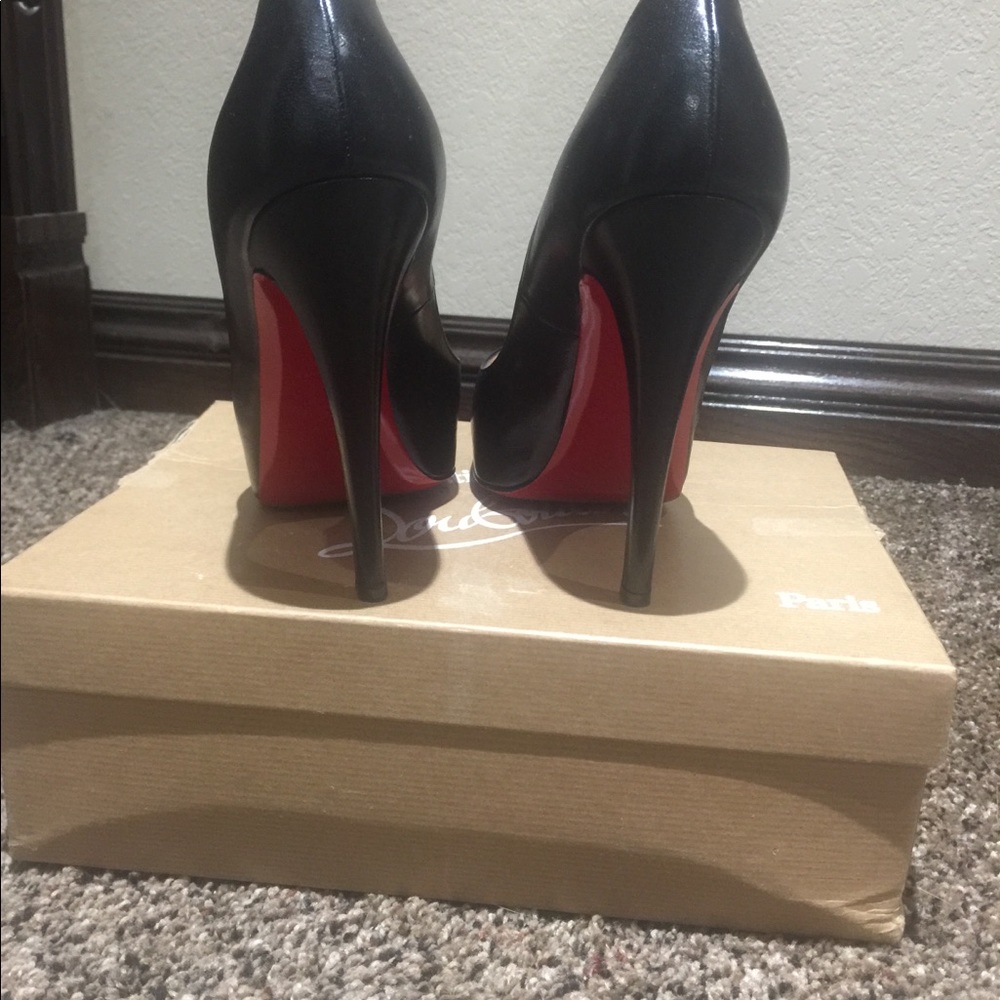 Christian Louboutin size 39 (US 9) Very Prive - Picture 4 of 10
